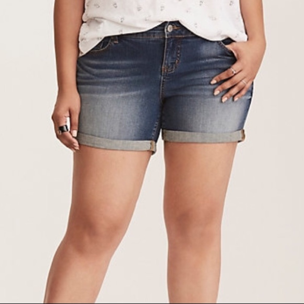 Torrid Skinny Shorts Medium-Wash